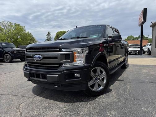 Shadow Black 2018 Ford F-150 XLT