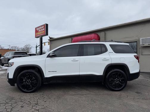2022 GMC Acadia AWD SLE