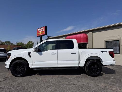 Oxford White 2025 Ford F-150 XLT