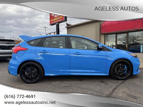 2017 Ford Focus RS Base