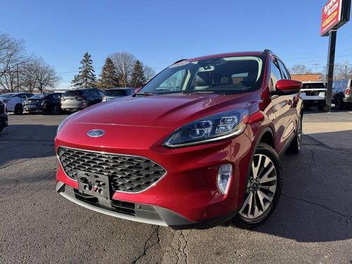 2022 Ford Escape Titanium