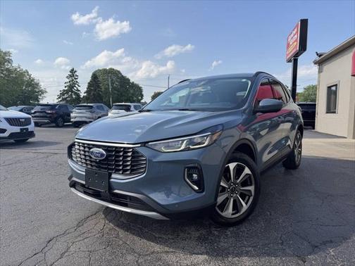 2023 Ford Escape Platinum