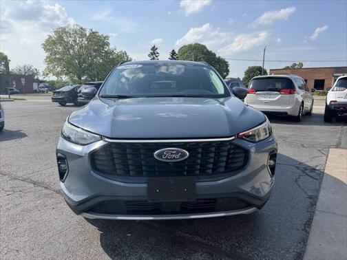 2023 Ford Escape Platinum