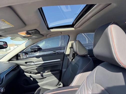 2024 Nissan Altima SR Intelligent AWD