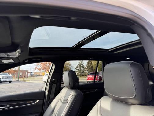 2023 Cadillac XT6 Sport AWD