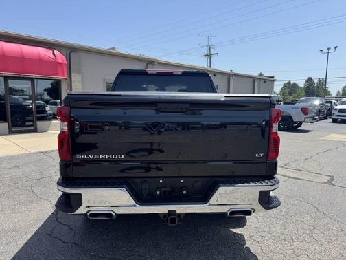 Black 2022 Chevrolet Silverado 1500 LT