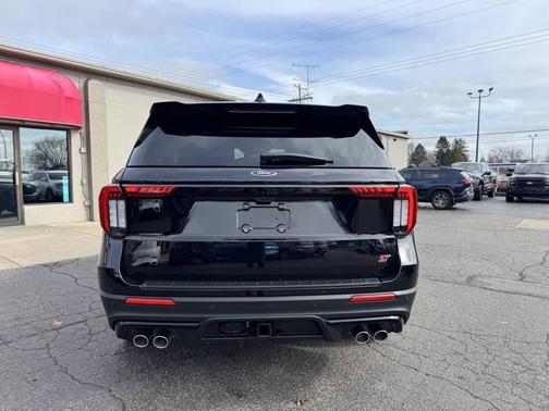 Agate Black Metallic 2025 Ford Explorer ST