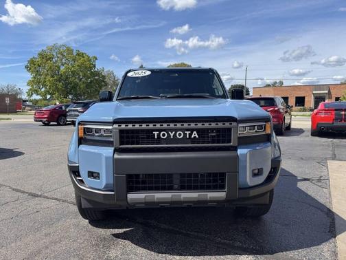 2025 Toyota Land Cruiser Base