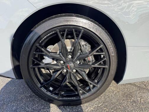 2025 Chevrolet Corvette Stingray w/1LT