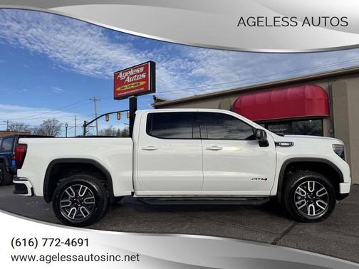 2025 GMC Sierra 1500 AT4