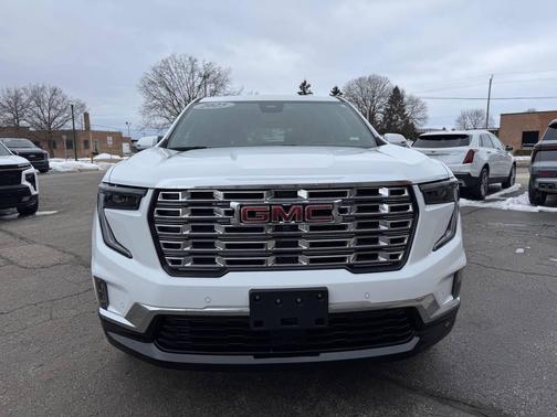 2025 GMC Acadia Denali