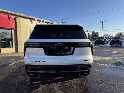2025 Chevrolet Traverse RS