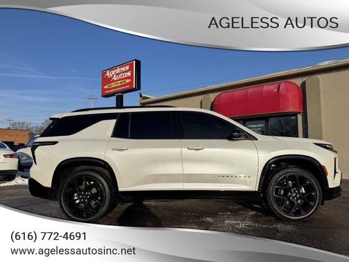 2025 Chevrolet Traverse RS