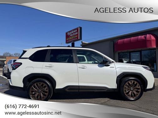 2025 Subaru Forester Hybrid Sport