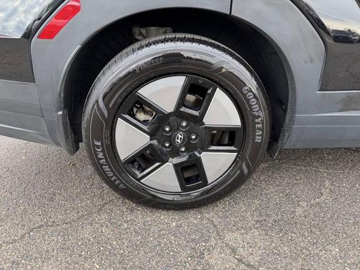 Phantom Black 2024 Hyundai SANTA FE SEL 2.4