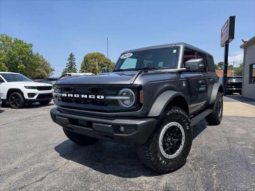 2024 Ford Bronco Outer Banks