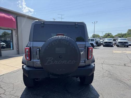 2024 Ford Bronco Outer Banks