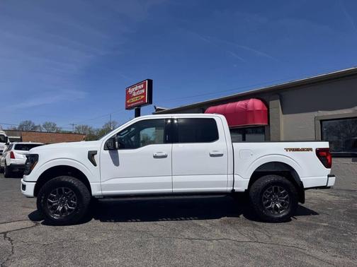 Oxford White 2025 Ford F-150 Tremor