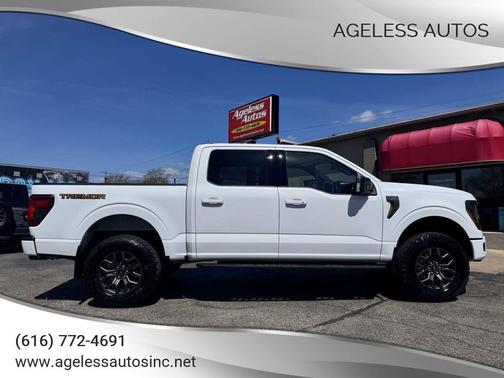 Oxford White 2025 Ford F-150 Tremor