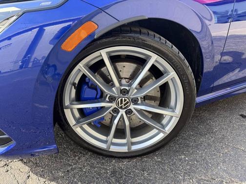 2024 Volkswagen Golf R 2.0T DSG