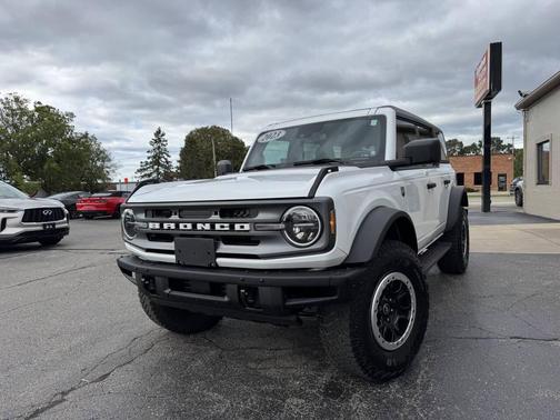 Oxford White 2023 Ford Bronco Big Bend