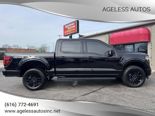 Agate Black Metallic 2025 Ford F-150 Lariat
