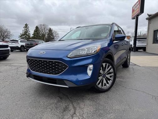 2022 Ford Escape Titanium