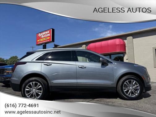 2021 Cadillac XT5 Premium Luxury