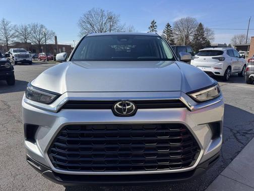 Celestial Silver Metallic 2024 Toyota Grand Highlander XLE