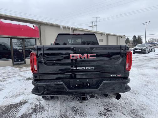 2023 GMC Sierra 2500 AT4
