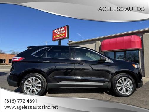 2023 Ford Edge Titanium