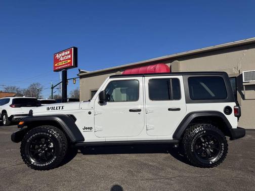 2023 Jeep Wrangler Willys