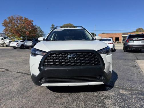 2022 Toyota Corolla Cross LE