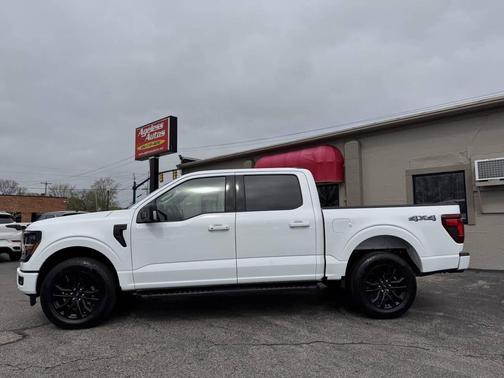 Oxford White 2025 Ford F-150 XLT