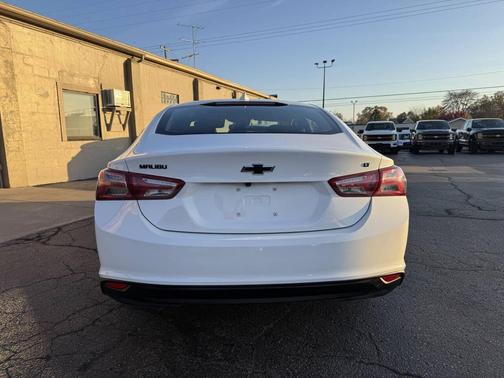 2023 Chevrolet Malibu FWD 1LT