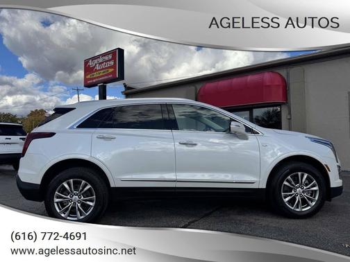 2022 Cadillac XT5 Premium Luxury