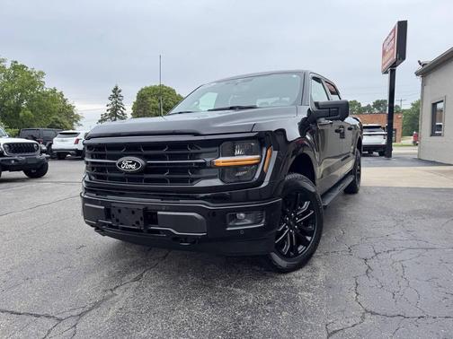 Agate Black Metallic 2025 Ford F-150 XLT