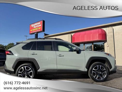 2020 Toyota RAV4 Adventure