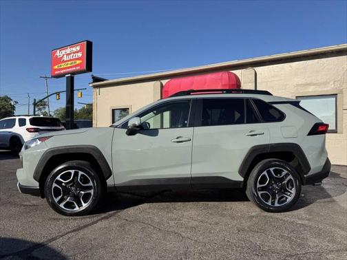 2020 Toyota RAV4 Adventure
