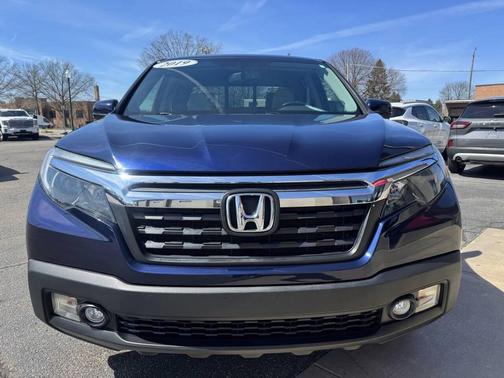 Obsidian Blue Pearl 2019 Honda Ridgeline RTL