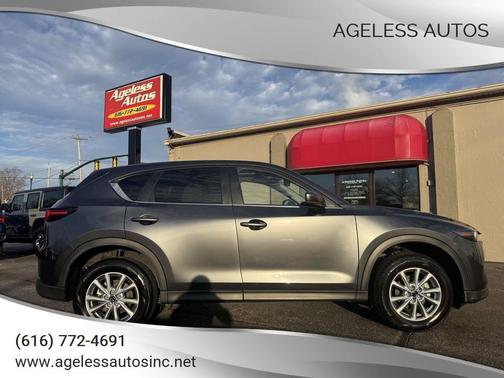 2023 Mazda CX-5 2.5 S Preferred Package