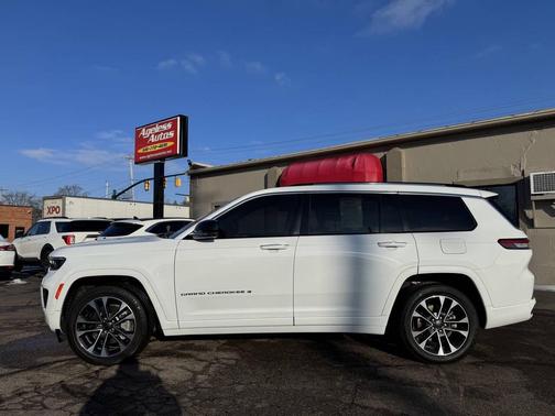2023 Jeep Grand Cherokee L Overland