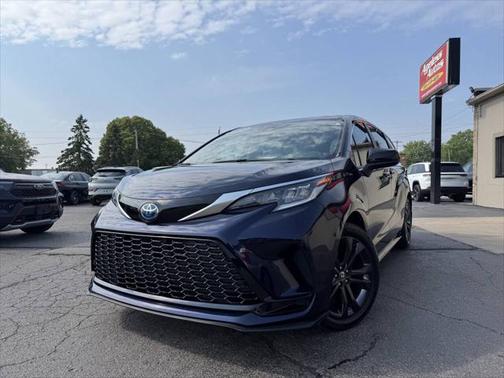 2024 Toyota Sienna XSE 7 Passenger