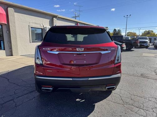 2024 Cadillac XT5 Sport
