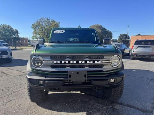 Eruption Green Metallic 2024 Ford Bronco Big Bend