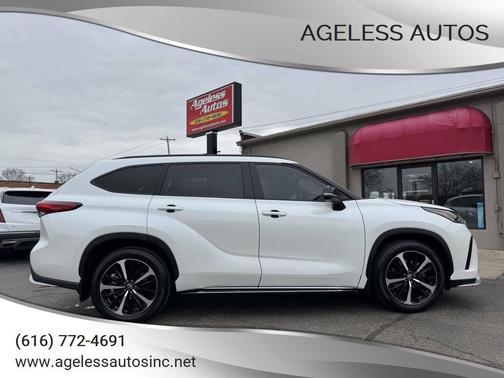 2021 Toyota Highlander XSE