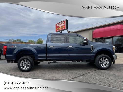 Blue Jeans Metallic 2019 Ford F-250 Lariat