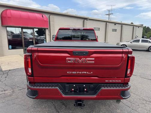 Cayenne Red Tintcoat 2022 GMC Sierra 3500 Denali