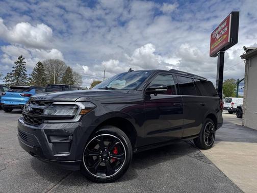 Dark Matter Metallic 2022 Ford Expedition Limited