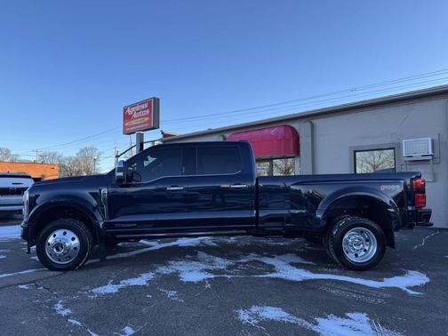 2024 Ford F-450 Platinum